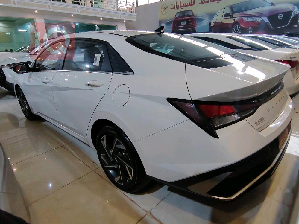 هيونداي النترا